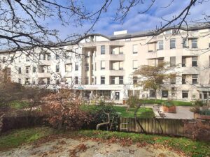 2-Hospital-Of-Diaconesses-De-Reuilly