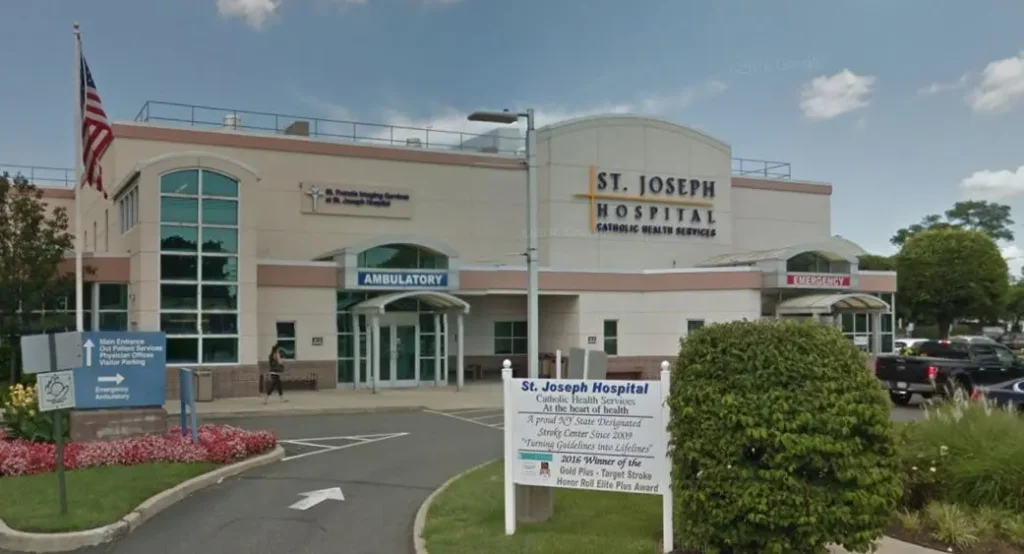 St-Joseph-Hospital-Doctor-Bookly1